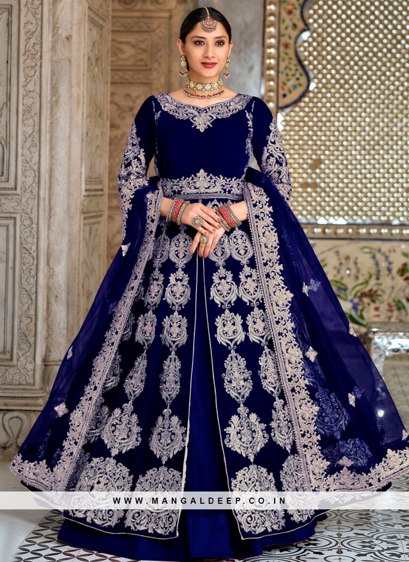 Velvet Lehenga Choli at best price in Nagpur by Pooja Fashion | ID:  2850650158297
