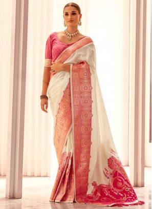 Modish Border Silk Classic Saree