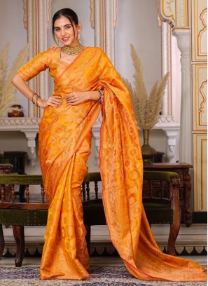 Observable Classic Saree For Casual