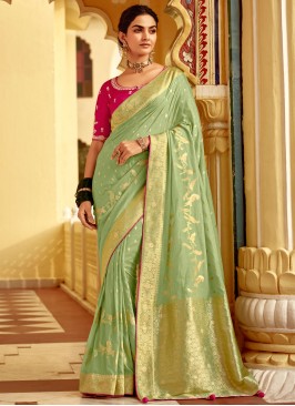 Piquant pure-dola Weaving Sea Green Classic Saree