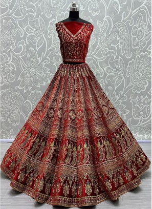 Hand Embroidery Satin Zari Work Bridal Lehenga at Rs 25000 in Farrukhabad |  ID: 23123170048