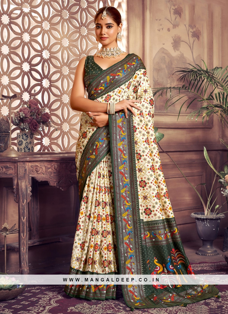 Lovable Handwork Wedding Saree -