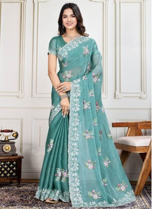 Savory Traditional Saree For Party