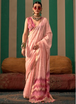 Scintillating Weaving Handloom silk Pink Designer Saree