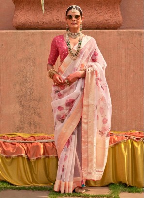 Sensible Saree For Ceremonial