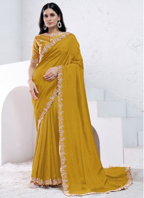 Snazzy Classic Saree For Party