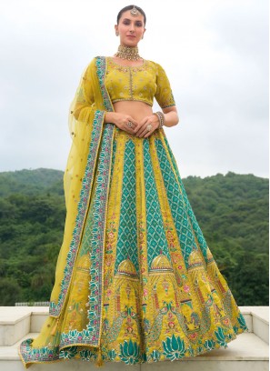 Spellbinding Silk Trendy Lehenga Choli