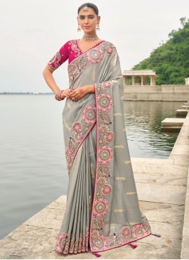 Staggering Trendy Saree For Party