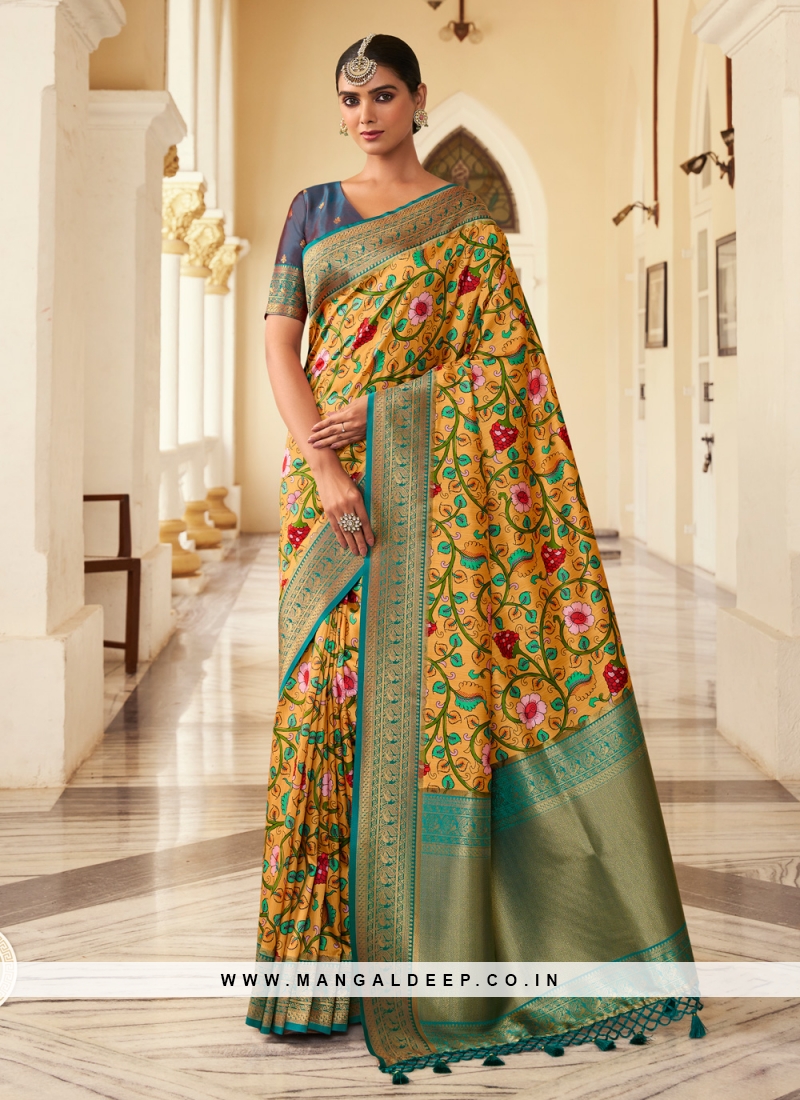 Traditional Saree - Buy Latest, Stylish Traditional Saree Online