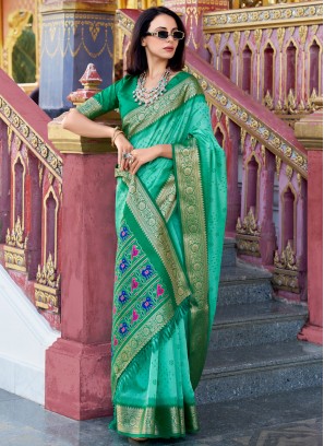 Surpassing Handloom silk Contemporary Saree