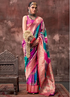 Surpassing Multi Colour Handloom silk Traditional Saree