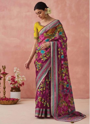 Thrilling Brasso Classic Saree