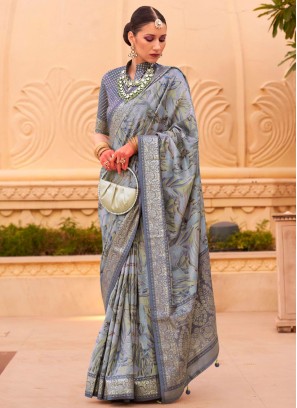 Titillating Sea Green Silk Contemporary Saree