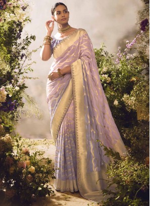 Traditional Saree Weaving Silk in Lavender