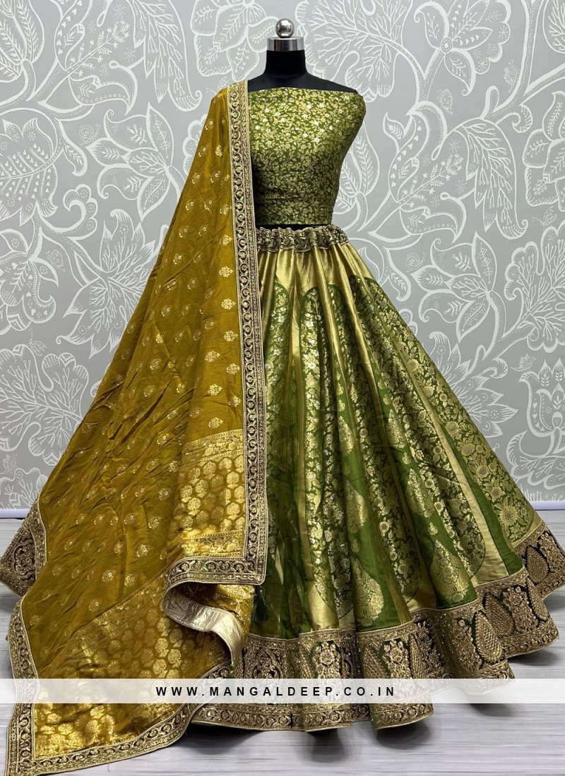 Embroidery Machine Green Viscose Rayon Embroidered Mirror Work Navratri  Chaniya Choli, Dry clean at Rs 3400 in Surat