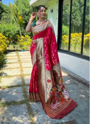 Woven Silk Saree in Pink